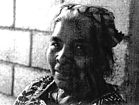 Alte indianische Weberin